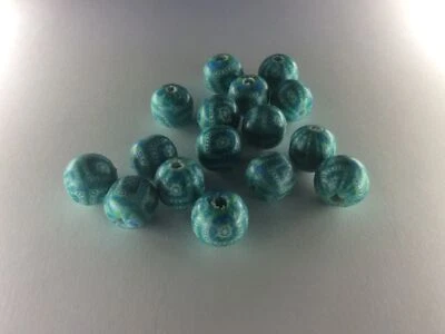 16 x 10mm green/white round handmade polmer clay fimo beads hole 2mm - Image 1 of 4