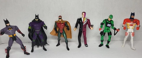 Lot of 6 Vintage 1995 DC Comics Kenner Batman Action figures Cover
