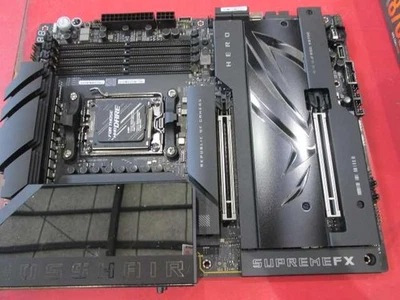 ASUS Rog Crosshair X870E Hero AMD ATX Videojuego Placa Base Usado - Imagen 1 de 4