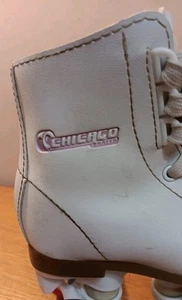 Chicago Skates White Roller Skates Pink Quad Wheels Girls Sz J11 Missing Insole - Picture 1 of 10