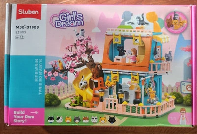 Sluban 521PCS Cute Cat Home Building Blocks Slide Cherry Tree Building Brick - Image 1 of 2