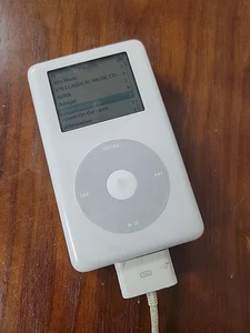 Apple iPod Classic 4ta Generación A1099 60GB EMC 2022 - BLANCO -  - Imagen 1 de 4