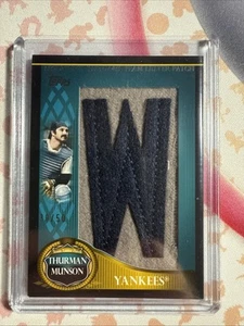 2009 Topps Updates & Highlights - Legends of the Game Patch Thurman Munson W /50 - Bild 1 von 2
