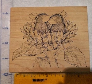 House Mouse 238 Rubber Stamp "Sunflower Smooch" Vintage 1998 - Picture 1 of 3