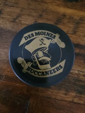 Vintage Des Moines Buccaneers USHL cooper Hockey Puck Unused See Pics