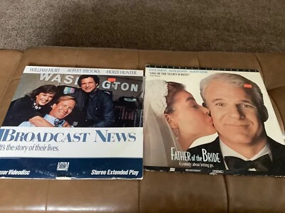 Lot Of 2 Laser Discs: Father of the Bride, Broadcast News Steve Martin laserdisc — 第 1/4 张图片