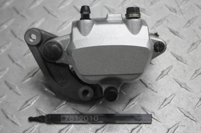 Honda Sabre 1300 VT1300CS 2010 pinza de freno delantera Nissan Foto 1 de 4