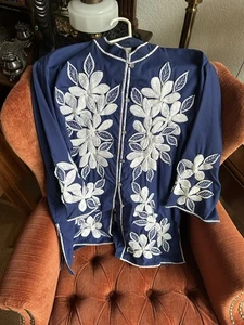 Vintage Women Jacket From Caro Honolulu Made In Philippines Blue White Flowers - Picture 1 of 10