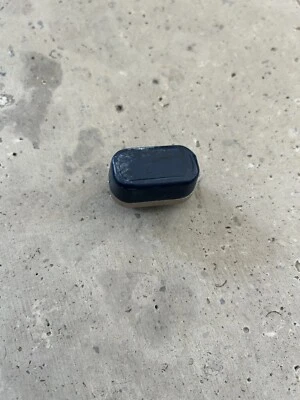 SAMSONITE MINTER 75CM EXPANDABLE SUITCASE NAVY Feet Replacement - image 1 of 3