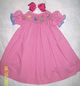 Girl 2: BOUTIQUE "PARTY HATS" (BIRTHDAY) SMOCKED GINGHAM-CK BISHOP'S DRESS & BOW - Picture 1 of 3