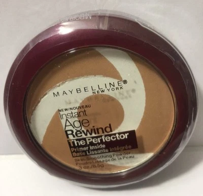 Maybelline Instant Age Rewind The Perfector Powder, LIGHT/MEDIUM #30 NEW . - Image 1 of 4