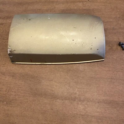 Montgomery Wards Signature Sewing Machine Replacement Part UHT J277C Top Cover - Image 1 of 4