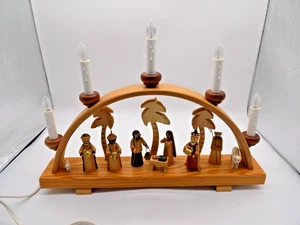 Belén arco vela iluminado Schwibbogen alemán Kathe Wohlfahrt 1 corona faltante - Imagen 1 de 11