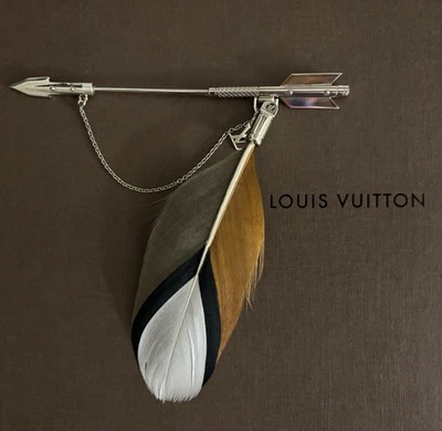 Louis Vuitton Hunter Arrow Feather Brooch FW 2012 Kim Jones - Image 1 of 4