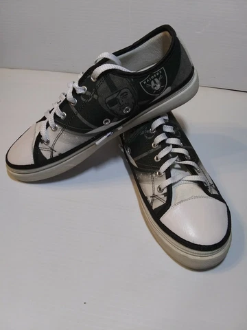 SOYOTO OAKLAND RAIDERS NFL NEVER WORN women's size 8 Cover