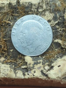 Mexico 10 Pesos 1980 Error Coin Struck Over 1 Peso Planchet - Picture 1 of 3