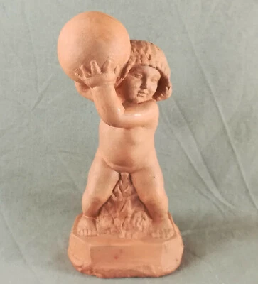 TRÈS BELLE FIGURINE EN TERRE CUITE CHÉRUBIN ART DÉCO - Photo 1/4