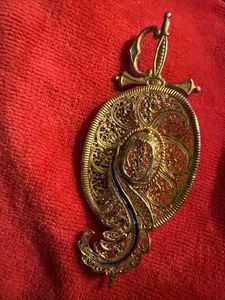 Silver 925 Gold Wash Hat & Sword Enamel Filigree Pin  Unusual - Picture 1 of 5