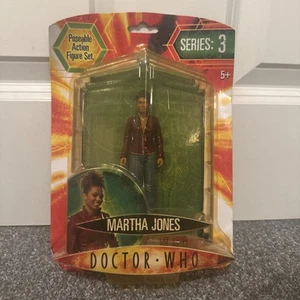 Doctor Who Martha Jones Action Figure - Picture 1 of 4