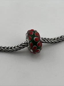 Trollbeads Christmas Flowers Red W/ Green Base Unique  OOAK #117 - Picture 1 of 4