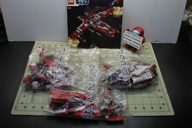 LEGO Star Wars Republic Striker-Class Starfighter (9497)