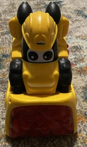Toy State CAT Buildin' Crew battery operated Bulldozer with Lights and Sound - Picture 1 of 4