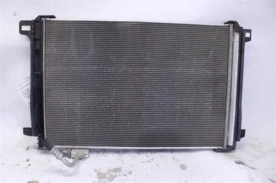 AC CONDENSOR E250 Van C230 C250 C300 C350 C63 E250D E300 E350 08-16 1297674 Foto 1 de 4