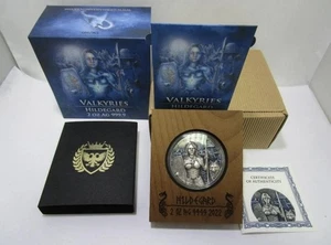 2022 Valchirie Hildegard colorato 2 oz argento tondo dalla Germania Mint - Foto 1 di 3