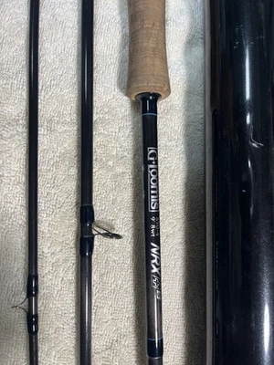 LOOMIS NRX+S 890-4 Fly Rod. A Very Fast Rod. Cast Well In Wind. Very Responsive. - Image 1 of 4