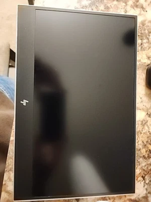 HP E14 G4 14" FHD IPS LED Portable Monitor - Silver - Image 1 of 2