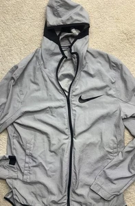 Nike Shield Mens Basketball HOODIE Atmosphere Grey/Black Men’s Med - Bild 1 von 3