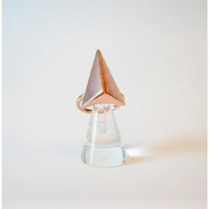 Joomi Lim Damenring Rotgold Dreieck Pyramide Totenkopf offen neu ohne Etikett 138 Größe 6 - Bild 1 von 6