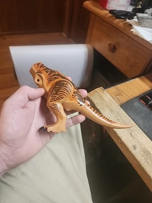 LEGO Jurassic World T. Rex Tyrannosaurus Rex Dinosaurio Figura Rastreador 75918 piezas Foto 1 de 4