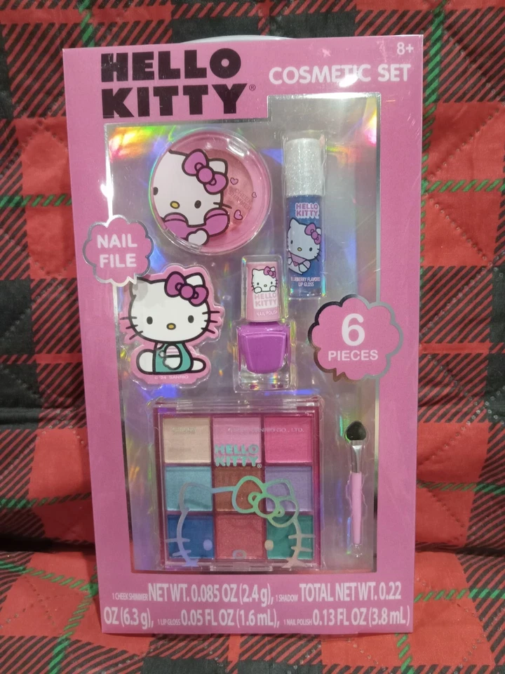 JUEGO DE COSMÉTICOS HELLO KITTY NIÑAS EDADES 8+ Foto 1 de 1