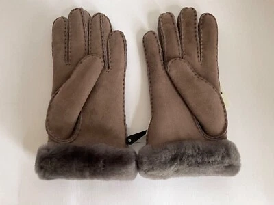 Guantes de piel de oveja genuinos UGG para mujer nuevos con etiquetas en 4 colores talla S/M/L precio de venta sugerido por el fabricante $155 (oferta) Foto 1 de 4