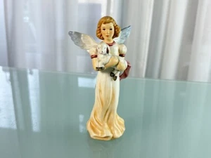  Goebel Figur Porzellan Engel mit Lamm 16 cm 1 Wahl Top Zustand   - Bild 1 von 3