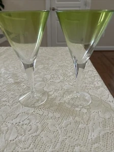 Acrylic Martini Glasses Footed Bar Ware Unique Style Set of 2 10 Oz ~8 1/2” Tall - Picture 1 of 4