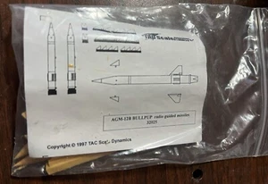 AGM-12B Bullpup Radio Guided Missiles TAC Scale Dynamics 1/32 RARE OOP - Picture 1 of 4