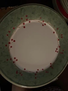 LENOX CHINA - HOLIDAY GATHERINGS - DINNER PLATE - Picture 1 of 3