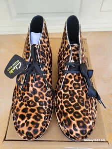 NEW CLARKS DESERT BOOT LEOPARD WOMENS 7.5 - Picture 1 of 5