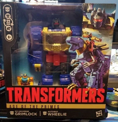 Transformers Age Of The Primes Leader Class 2025 Grimlock & Wheelie en mano Foto 1 de 3