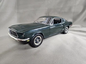 Ertl 1968 Ford Mustang " Bullitt " Maßstab 1:18 - Bild 1 von 9