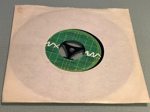 Elvis Costello & The Attractions - Oliver's Army - Vinyl Record 7" Single - 1979 - Picture 1 of 5