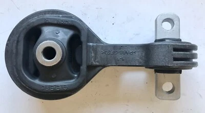 Montaje de puntal de par superior delantero 2006-2011 para Honda Civic Acura CSX Foto 1 de 2