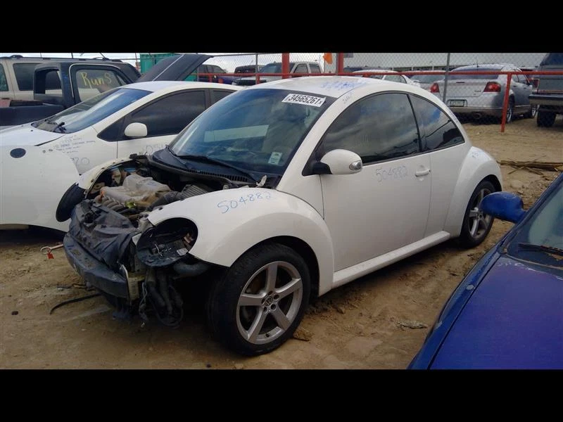 Pinza de freno de disco trasera derecha usada se adapta a: Volkswagen Beetle 2009 trasera de VIN 41 Foto 1 de 4