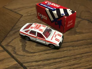 Corgi Ford Sierra 2.3 Ghia White 1985 Boxed Made in GT Britain Scale Model - Picture 1 of 6