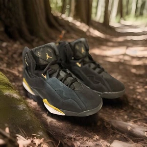 NIKE Jordan True Flight - Black Metallic Gold Speckled (342964 072)Size11.5M 13W - Picture 1 of 10