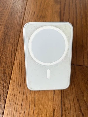 Montaje de ventilación para automóvil Belkin Pro con MagSafe para iPhone 15,14,13 Pro Max Mini Foto 1 de 2