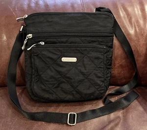 BAGGALLINI Tasche Handtasche schwarz mit silbernen Reißverschlüssen - Bild 1 von 13