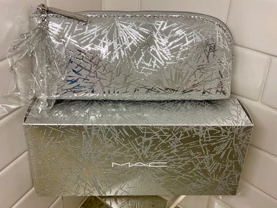 Bolsa de maquillaje lápiz labial MAC Frosted Fireworks nueva en caja Foto 1 de 4
